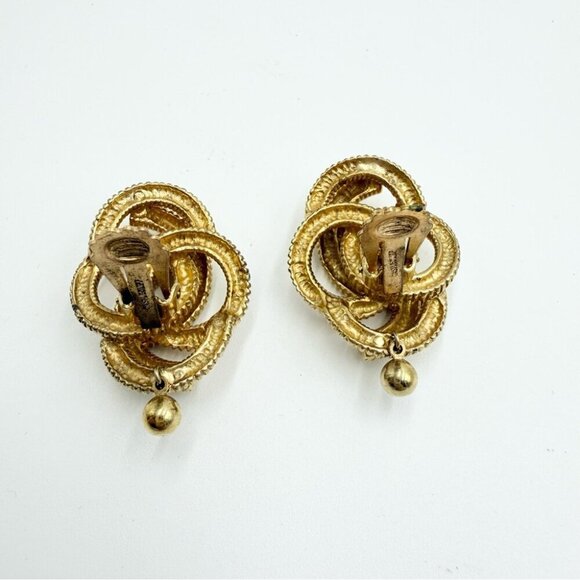 Vintage CASTLECLIFF Gold Tone Knot Clip On Earrings - Picture 4 of 6